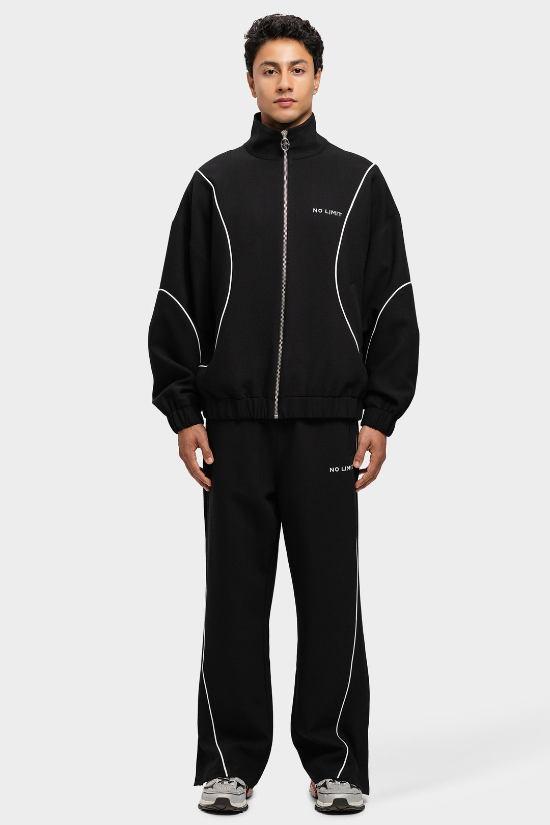Crane Tracksuit Pants – Black