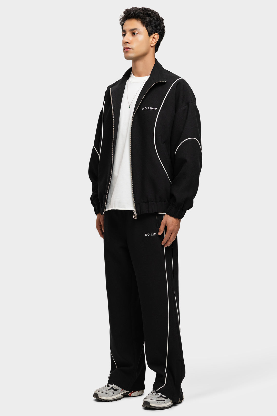 Crane Tracksuit Jacket – Black