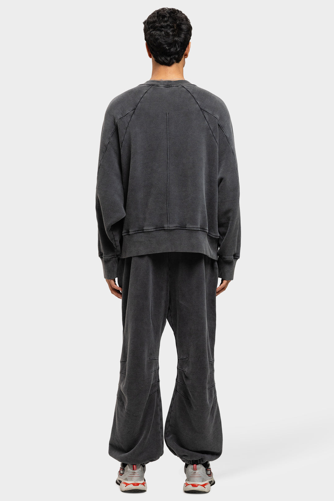 Members Club Sweater – Washed Black