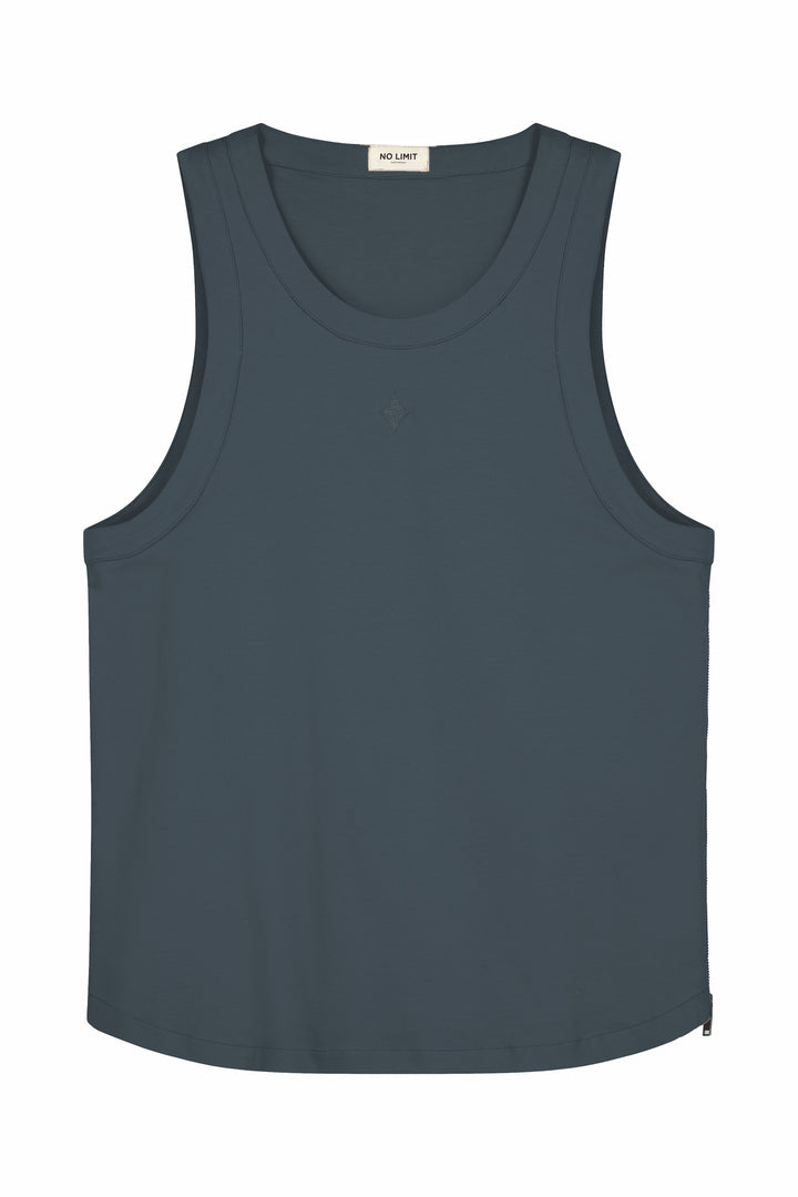 The Marcel Top in Grey Tarmac — vooraanzicht