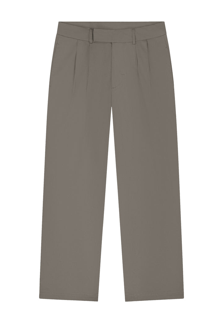 The Ripley Pants in Brown Cigar — vooraanzicht